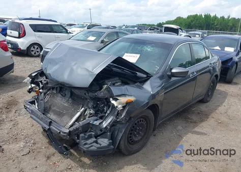 2011 Honda Accord 2.4 Lx z USA, uszkodzony, nr VIN 1HGCP2F33BA084528